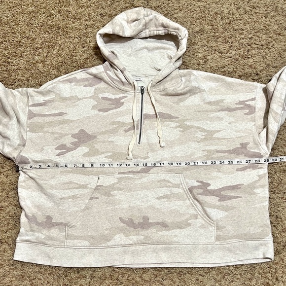 SOLD! [American Eagle] Ladies Neutral Camo Hoodie Kangaroo Pocket Oversized L - Picture 10 of 10